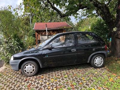 Schwarz Gebraucht 1996 Opel Corsa Eco Kleinwagen | 1.350 €