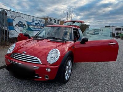 Second-hand Mini Cooper 90 CP (66 kW) 2005 Roșu Hatchback