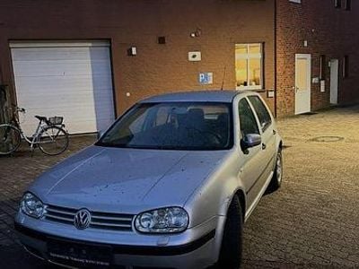 Gebraucht VW Golf IV Basis 116 PS (85 kW) 2002 Grau Limousine