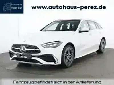 Używany Mercedes C300e Premium 197 KM (144 kW) 2024 Biały Kombi