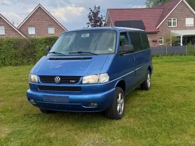 Używany VW Caravelle 175 KM (128 kW) 2000 Niebieski Van