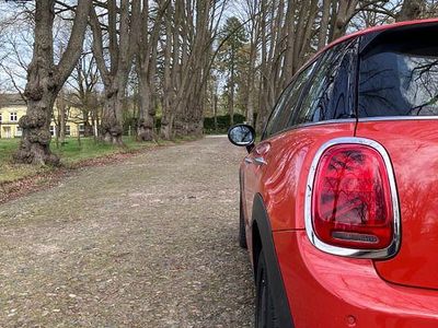 Second-hand Mini ONE 102 CP (75 kW) 2021 Portocaliu Hatchback