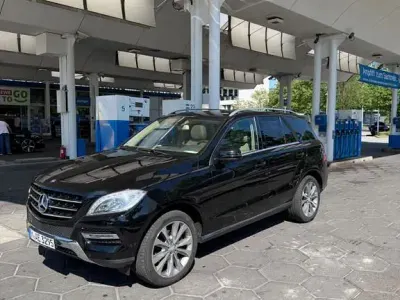 Gebraucht Mercedes ML350 258 PS (189 kW) 2013 Schwarz SUV