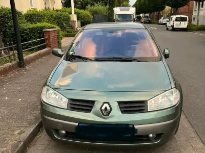 Gebraucht Renault Mégane II 130 PS (95 kW) 2003 Grün Limousine
