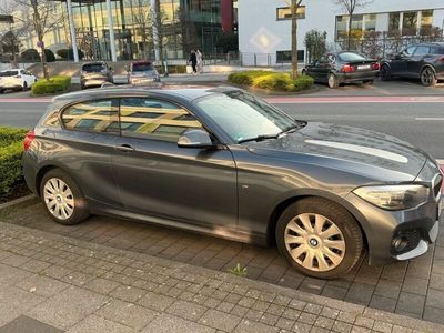 gebraucht BMW 120 i + M Sport + original Alufelgen + scheckheftgepflegt