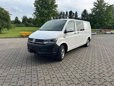 Gebraucht VW Transporter 150 PS (110 kW) 2019 Weiß Van