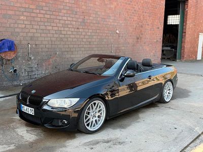 Gebraucht BMW 325 Cabriolet 204 PS (150 kW) 2010 Schwarz Cabrio