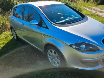 Gebraucht Seat Altea 105 PS (77 kW) 2007 Silber Kleinwagen