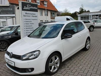 Gebraucht VW Golf VI Style 122 PS (89 kW) 2011 Weiß Kleinwagen