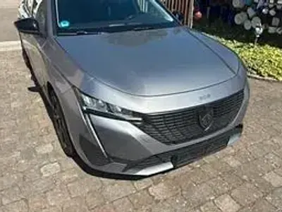 Gebraucht Peugeot 308 SW Allure 131 PS (96 kW) 2022 Grau Kombi