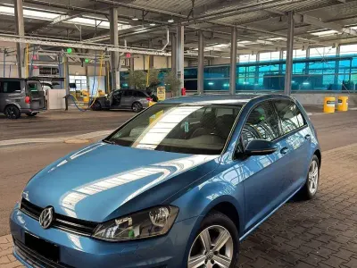 Gebraucht VW Golf VII Edition 86 PS (63 kW) 2014 Blau Limousine