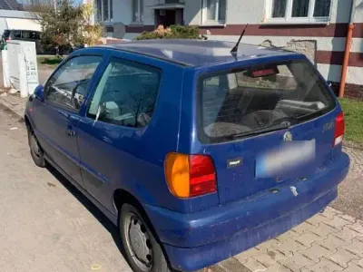 Usata VW Polo 60 CV (44 kW) 1997 Blu Utilitaria
