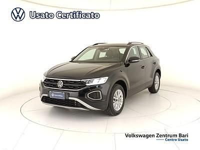 Second-hand VW T-Roc Life 150 CP (110 kW) 2024 Negru SUV