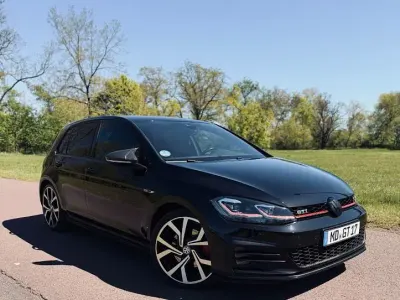 Second-hand VW Golf VII GTI 230 CP (169 kW) 2017 Negru Berlinǎ