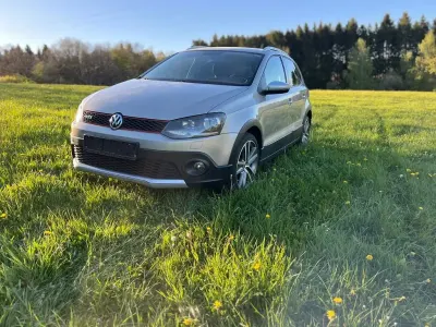 Brugt VW Polo Cross 105 HK (77 kW) 2010 Guld Hatchback
