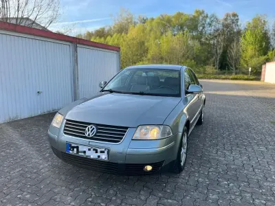 Gebraucht VW Passat Highline 131 PS (96 kW) 2004 Beige Limousine