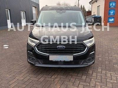 Gebraucht Ford Grand Tourneo Connect Titanium 122 PS (89 kW) 2023 Schwarz Van / Kleinbus