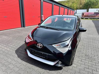 Usata Toyota Aygo Connect Style 72 CV (52 kW) 2018 Nero Utilitaria