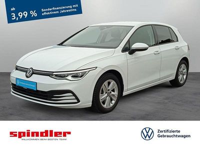 Gebraucht VW Golf VIII Life 131 PS (96 kW) 2023 Weiß Limousine