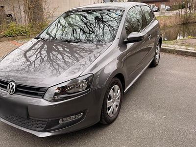 Used VW Polo 69 HP (50 kW) 2010 Grey Hatchback