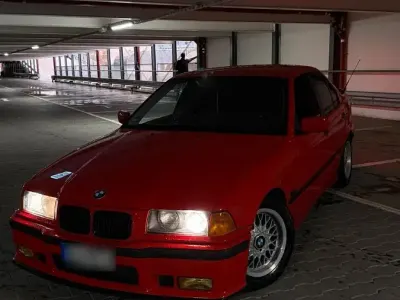 Gebraucht BMW 316 M Sport 100 PS (73 kW) 1992 Rot Limousine