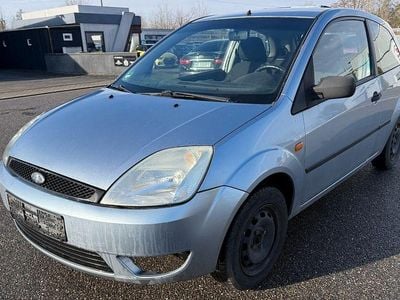 Blau Gebraucht 2005 Ford Fiesta Limousine | 290 € (Superpreis)