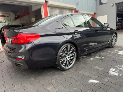 Brugt BMW M550 Performance 530 HK (389 kW) 2020 Sort Sedan