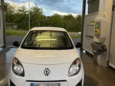 Gebraucht Renault Twingo Night&Day 76 PS (55 kW) 2009 Weiß Kleinwagen