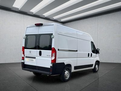 Gebraucht Peugeot Boxer 140 PS (102 kW) 2024 Weiß Van