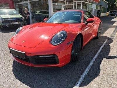 Begagnad Porsche 911 Carrera Cabriolet 385 HK (283 kW) 2020 Orange Cab