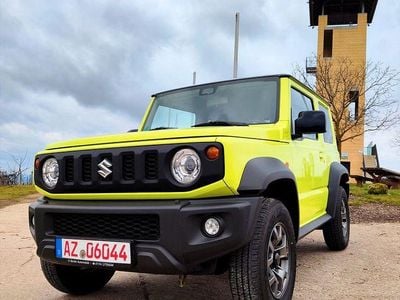 Gebraucht Suzuki Jimny Comfort+ 102 PS (75 kW) 2020 Gelb SUV