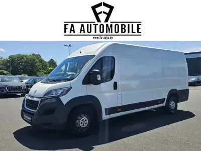 Gebraucht Peugeot Boxer 165 PS (121 kW) 2020 Weiss banquise Van