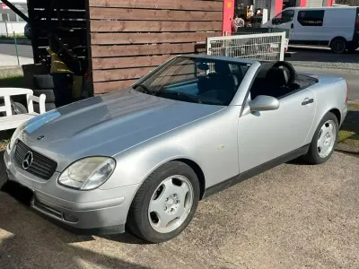 Gebraucht Mercedes SLK200 136 PS (100 kW) 2000 Silber Cabrio