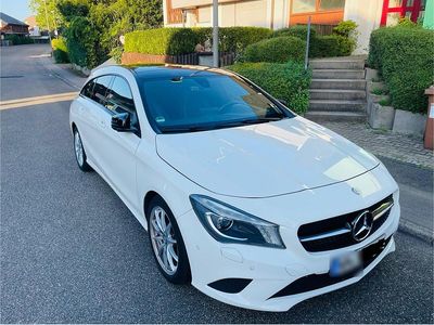 Gebraucht Mercedes CLA180 126 PS (92 kW) 2016 Weiß Limousine
