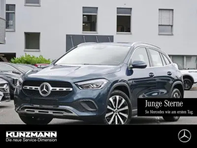 Gebraucht Mercedes GLA250 Progressive 218 PS (160 kW) 2021 Denimblau metallic SUV