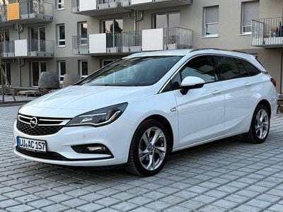 Weiß Gebraucht 2016 Opel Astra Kombi | 5.300 € (Guter Preis)