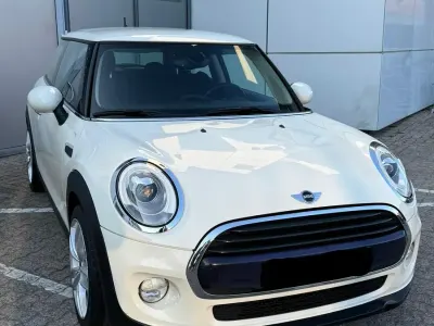 Occasion Mini Cooper D 116 ch (85 kW) 2015 Beige Citadine