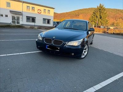 Gebraucht BMW 525 M Sport 177 PS (130 kW) 2005 Blau Limousine