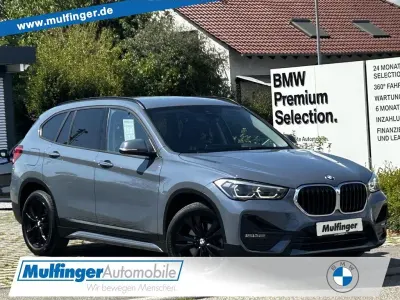 Gebraucht BMW X1 Sport Line 190 PS (139 kW) 2022 Grau SUV