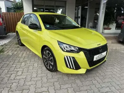 Gebraucht Peugeot 208 Active 75 PS (55 kW) 2024 Farbe aguedagelb/typ aussenver Kleinwagen