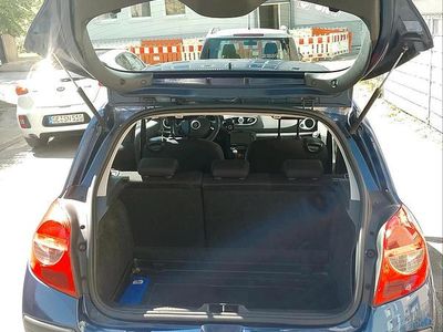 Second-hand Renault Clio II 75 CP (55 kW) 2006 Albastru Hatchback