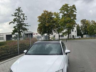 Weiß Gebraucht 2012 Audi A3 Attraction Limousine | 14.500 €