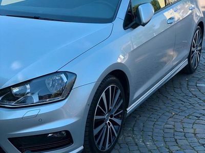 Second-hand VW Golf VII R 150 CP (110 kW) 2014 Argintiu Berlinǎ
