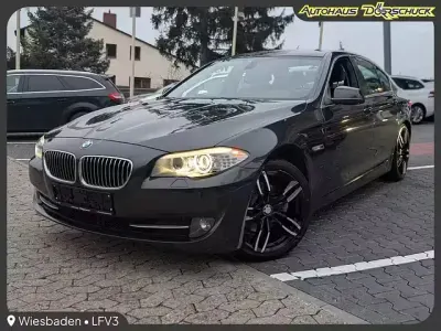 Gebraucht BMW 523 204 PS (150 kW) 2011 Sophistograu brillanteffekt Limousine
