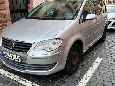 Second-hand VW Touran 102 CP (75 kW) 2007 Argintiu Monovolum