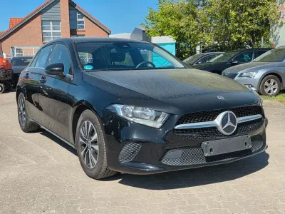 Second-hand Mercedes A180 116 CP (85 kW) 2020 Negru Berlinǎ