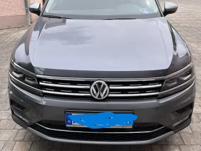 Gebraucht VW Tiguan Allspace Highline 150 PS (110 kW) 2019 Grau SUV