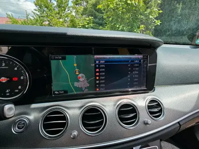 Gebraucht Mercedes E220 194 PS (142 kW) 2018 Schwarz Kombi