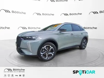 Gebraucht DS Automobiles DS7 Crossback Performance Line Plus 131 PS (96 kW) 2024 Lackierung lacquered grey/metallic klarlack SUV