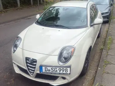 Gebraucht Alfa Romeo MiTo Turismo 77 PS (56 kW) 2013 Weiß Kleinwagen